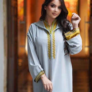 Moroccan 2-Piece Set – Djellaba & Caftan in Silk Crepe and Cadi with Maalem Embroidery and Akads