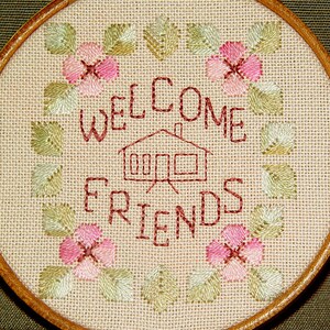 Handmade Wall Art- Embroidery Hoop Art- Country Cottage- Shabby Chic- 4 inch 10 cm