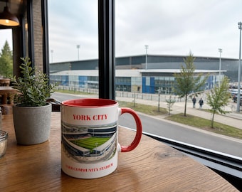 Mug York City - Tasse à café LNER Community Stadium - Cadeau pour fan de football