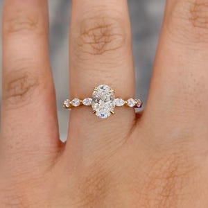 2ct Oval Cut Moissanite Solitaire Ehering, Moissanite Verlobungsring, Einzigartiger Brautring, Jubiläumsgeschenke für Frauen, Versprechen Ring