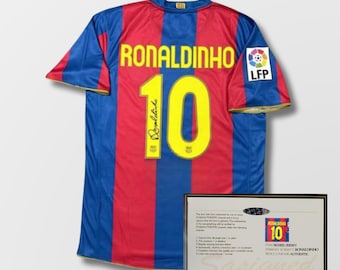 Barcelona #10 Ronaldinho, World Best Football Player Ronaldinho