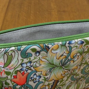 Make-up Bag William Morris Golden Lily Water Resistant Oilcloth image 2