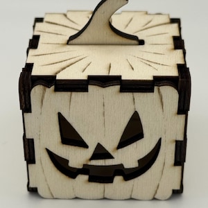Halloween box, Halloween 2025, Fall decor, Handmade Halloween box, pumpkin decor, Spooky Halloween decor, Jack o lantern box, Halloween