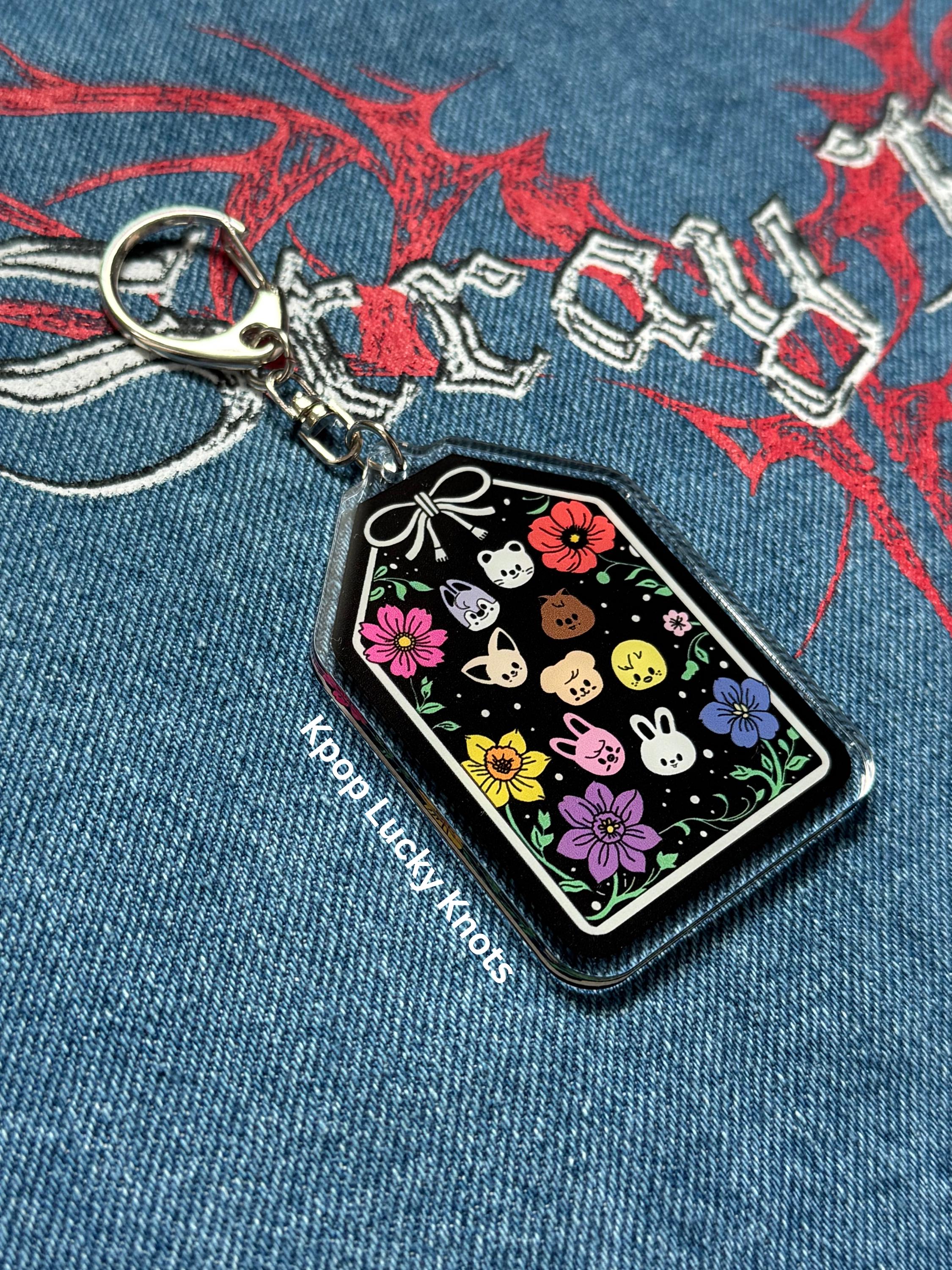 KpopLuckyKnots - Etsy