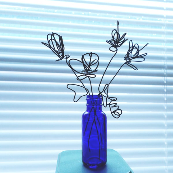 3D Wire Scribble Art Flower Bouquet Sculpture Original