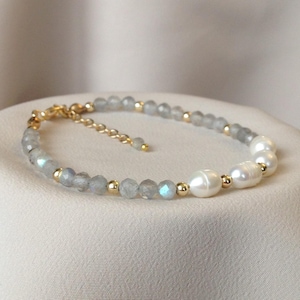 Labradorite Pearl Beaded Bracelet, Dainty Gemstone Adjustable Bracelet, Minimalist Freshwater Pearl Bracelet, Gift for Her