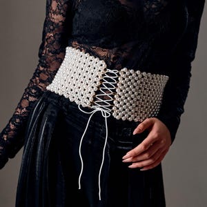 Pearl Corset Belt - Etsy display picture 1
