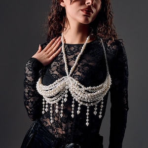 Catena di perle, Top di perle Rave, Reggiseno di perle da sposa, Top bustier di perle, Top di perle bianche, Reggiseno di perle a strati, Reggiseno a sirena, Top da festa di perle