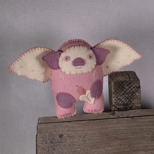 Felt Flying Pig Stuffie, PDF Sewing Pattern, Soft Toy, Nursery Decor, DIY Handmade Craft