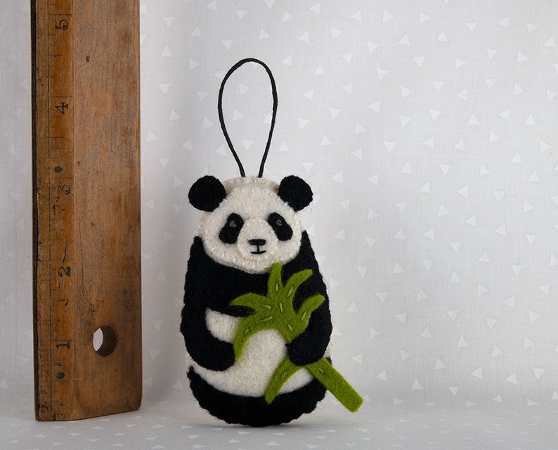 PDF Felt Ornament Pattern, Panda Pattern, Hand Sewing, Felt Craft, DIY Handmade Gift image 3