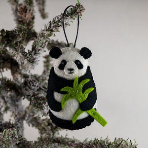 PDF Felt Ornament Pattern, Panda Pattern, Hand Sewing, Felt Craft, DIY Handmade Gift image 4