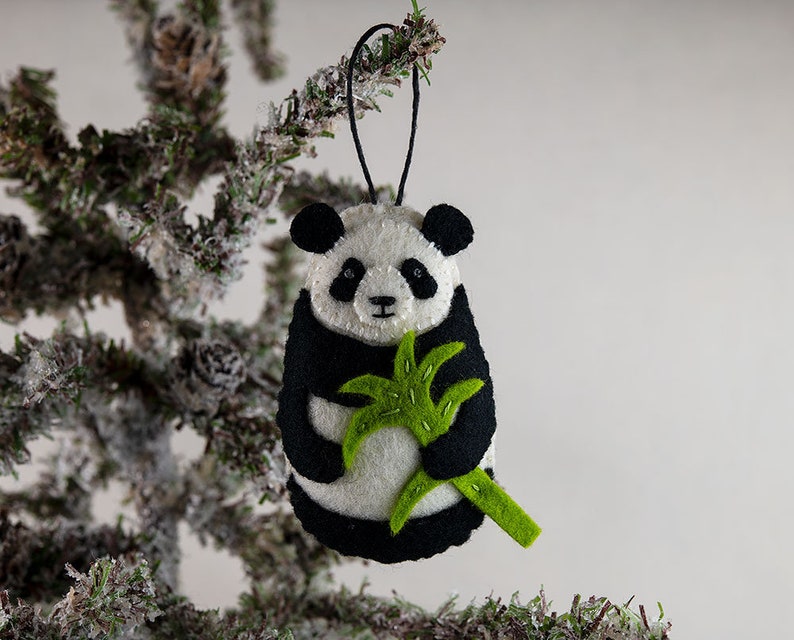 PDF Felt Ornament Pattern, Panda Pattern, Hand Sewing, Felt Craft, DIY Handmade Gift image 4