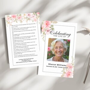 Puede incluir: Un juego de tarjetas conmemorativas con un diseño floral. La tarjeta de la derecha presenta una foto de una mujer sonriente, el texto "Celebrating the Life of" y el nombre y las fechas. La tarjeta izquierda tiene un poema.