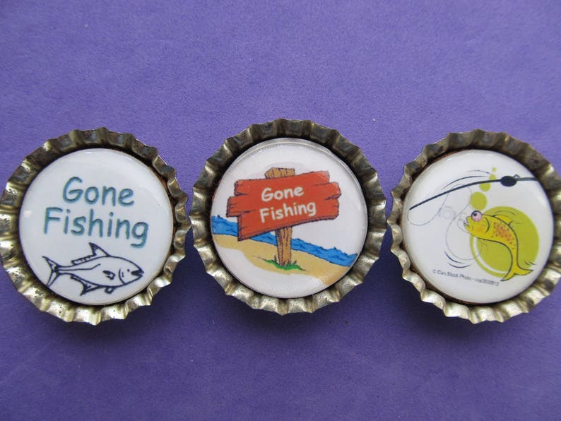 Bottle cap magnet with fishing images Fun magnet for those who like to fish Fishing theme MAGNET Choose from 3 designs.