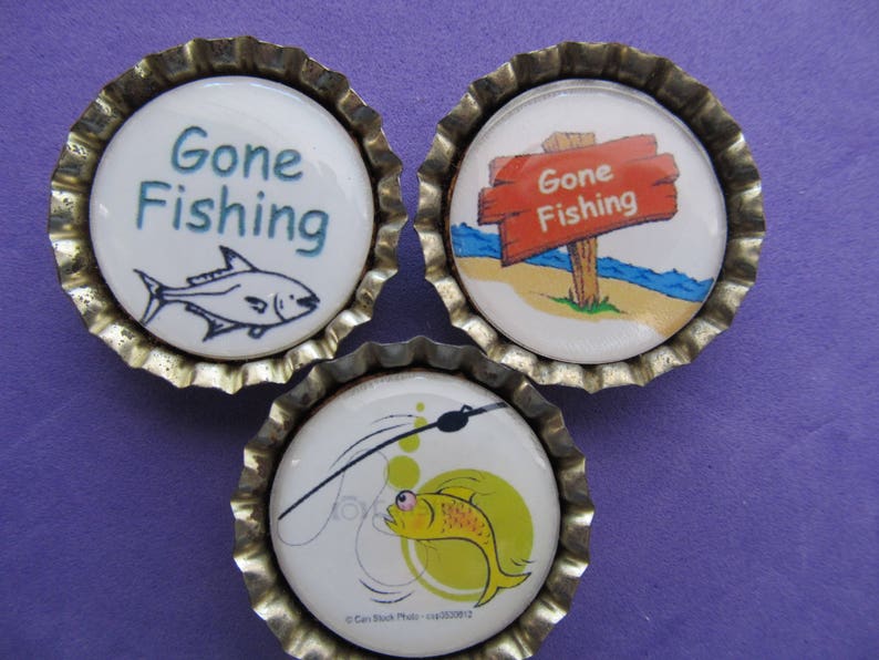 Bottle cap magnet with fishing images Fun magnet for those who like to fish Fishing theme MAGNET Choose from 3 designs.