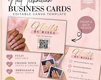 Op de afbeelding: Een set bewerkbare visitekaartjes voor een nagelstylist met een zachtroze marmeren achtergrond en gouden accenten. De kaarten tonen de tekst Nails By Rissa, een QR-code, contactgegevens en iconen voor sociale media.