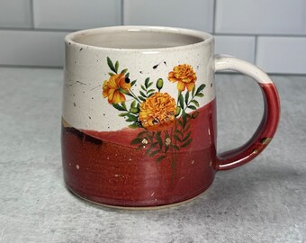 Spring Marigold Mug in yellow with gold detail / 14 oz / Handmade Wheel-Thrown Pottery / Ceramic