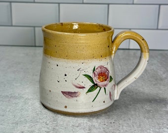 Spring Peony Mug in yellow with gold detail / 12 oz / Handmade Wheel-Thrown Pottery / Ceramic