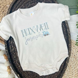 Personalized neutral baby romper and hat set, custom infant boy coming home outfit, baby shower gift, train cute baby outfit, 100% cotton