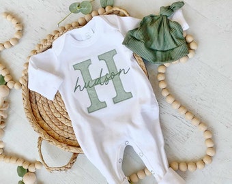 Personalized neutral baby romper and hat set, custom infant boy coming home outfit, baby shower gift, beige sleeper with footies, Sage Green