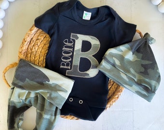 Green camo baby boy outfit, bummies, camo print outfit for baby boy, black personalized outfit, boys newborn outfit pants