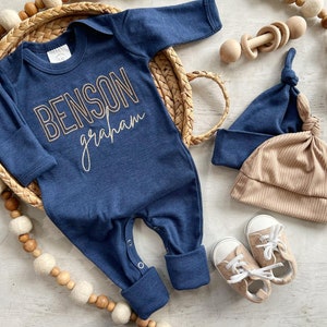 Conjunto de bebé recién nacido personalizado en azul marino, azul y beige, conjunto para llevar a casa, conjunto para el hospital para niño.