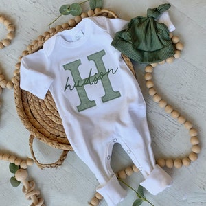 Personalized neutral baby romper and hat set, custom infant boy coming home outfit, baby shower gift, beige sleeper with footies, Sage Green image 3