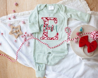 Mono de bebé con estampado floral vintage navideño personalizado con pies plegables, atuendo para volver a casa en las fiestas, regalo para baby shower, Navidad