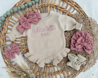 Conjunto de bebé de suéter con volantes de punto para recién nacido personalizado, body de bebé de punto de algodón personalizado, conjunto para volver a casa