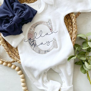 Personalized baby girl romper and hat set, custom name vintage floral infant coming home outfit, baby shower gift, romper with footies pink