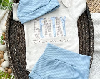 Personalized modern baby outfit and hat set, custom infant boy coming home outfit, baby shower gift, baby blue, bodysuit