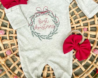 Neugeborenes erstes Weihnachten grünes Outfit und Mütze, Baby Outfit, Baby-Dusche-Geschenk für Jungen, rote Babymütze