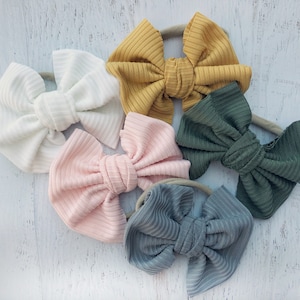 Ribbed baby hand tied bow on headband Baby fabric bow headband, toddler hair accessory, matching sibling bows, neutral headband for baby