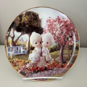 1993 Precious Moments “ Love One Another” Plate # 4374E The Hamilton Collection