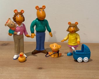 Vintage 1996 Playskool Arthur Family Action Figures