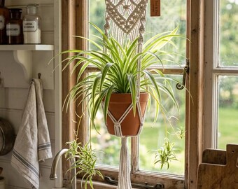 Handgemachte Makramee Pflanzenaufhänger | Boho Baumwollwandbehang, rustikaler Holzstab-Pflanzer