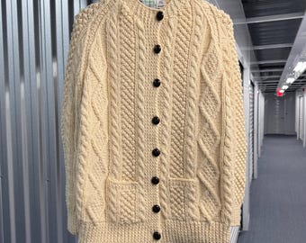 Cárdigan de punto trenzado de lana irlandesa Bunratty vintage de los años 80, talla L