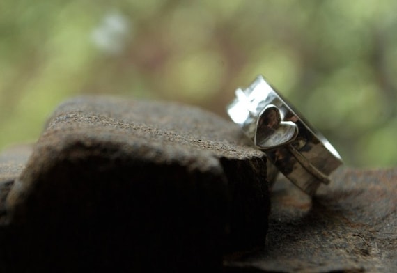 "sterling silver spin ring"