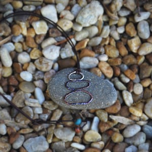 Cairn necklace - Make Your Own Path