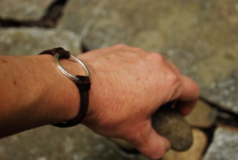 never-ending circle leather and sterling silver bracelet image 3