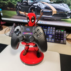3D Printed Deadpool Controller Holder – Gaming Setup Accessory