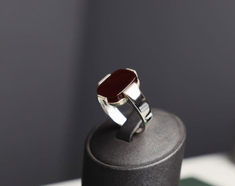 Brown Red Yemeni Aqeeq Ring – 925 Sterling Silver – Men’s Statement Gemstone Ring
