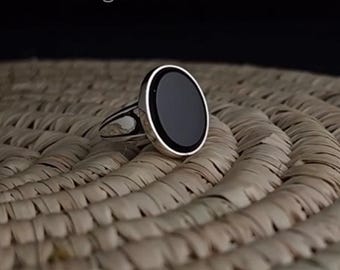 Yemeni Black Aqeeq Sterling Silver Ring: Handmade Mens Agate Ring