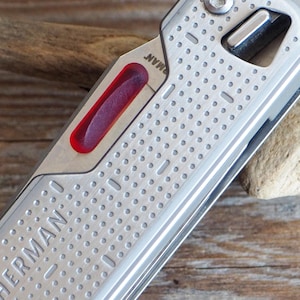 Leatherman Free T2/T4 Red Thumb Stud // Tight Fit // Custom Made 3D Print