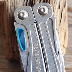 Leatherman Wingman Blue Thumb Stud // Tight Fit // Custom Made 3D Print