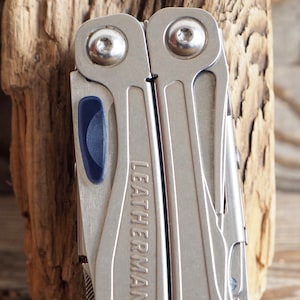 Leatherman Wingman Black Thumb Stud // Tight Fit // Custom Made 3D Print