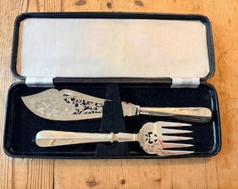 Antique Harrison Brothers and Howson English Silverplate Serving Set in original box