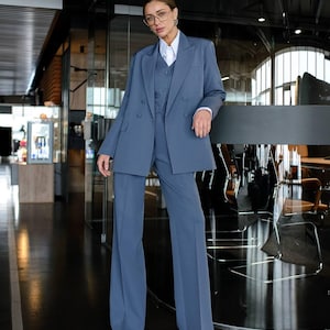 Ensemble 3 pièces gris pour femme | Ensemble blazer veste sans manches | Tailleur pantalon habillé gris | Tenue de mariée professionnelle | Tailleur pantalon structuré
