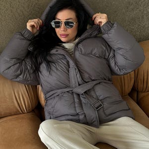 Oversized Black Puffer Coat: Waterproof Quilted Winter Jacket with Belt