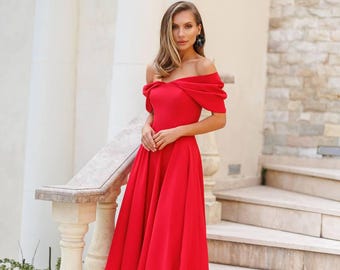 fitted lace wedding dress Naira Pleated Midi Dress main image 0